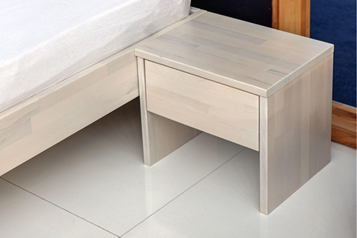 comodini e letto