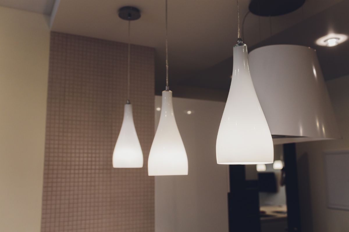lampade appese al soffitto