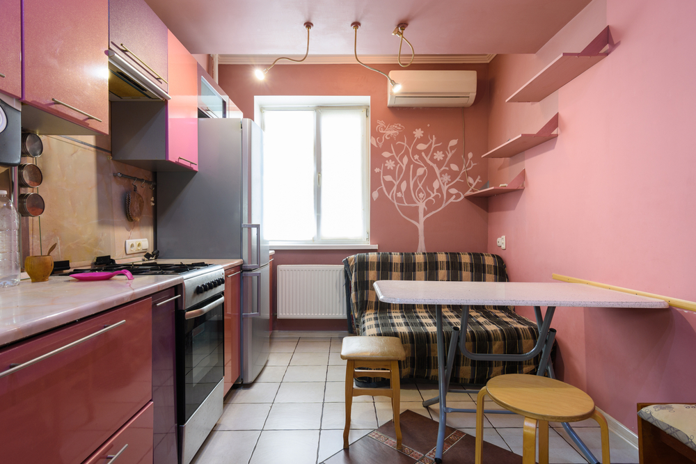 Comfort Apartment 3 Cucina a colori vecchi rosa